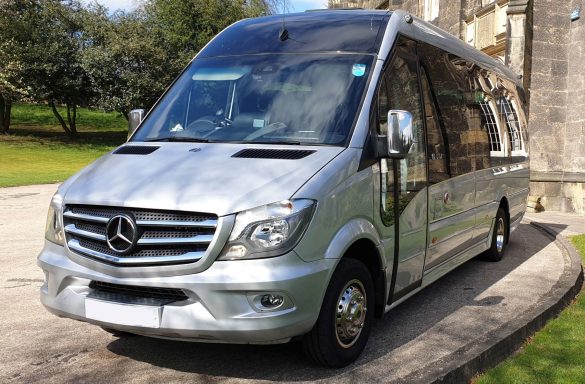 8 Seater Luxury Coach